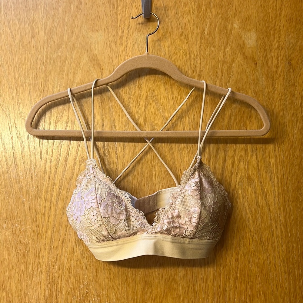 Urban Outfitters lace bralette- NWOT